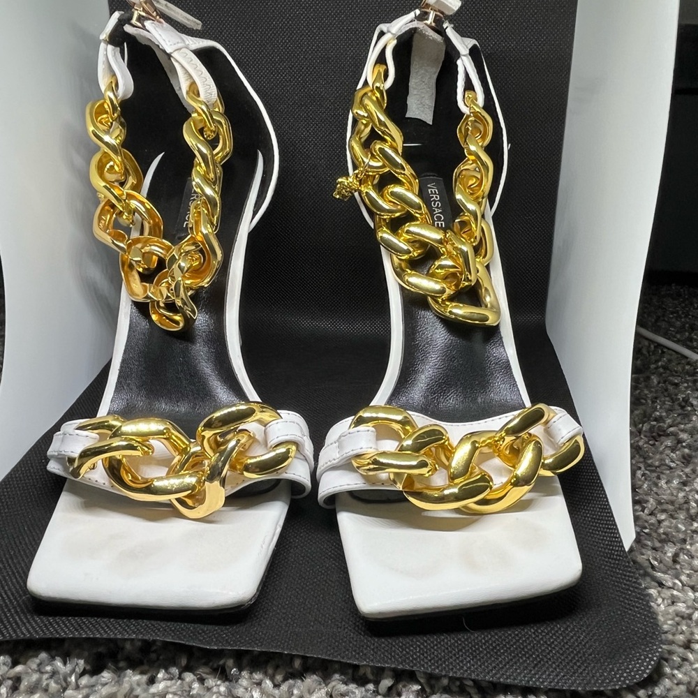 Versace Medusa Chained Heeled Sandals - White Leather - Size:41 - Good Condition
